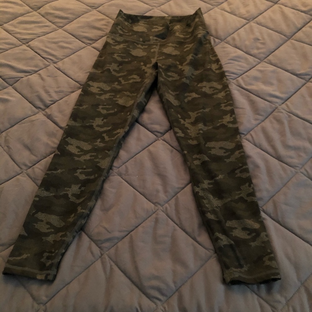 Fabletics powerhold full length camo leggings
